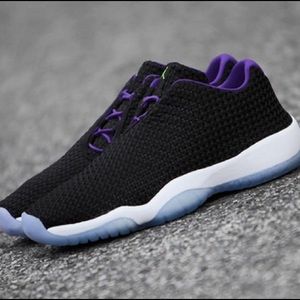 Jordan Future Low - Size 6.5Y